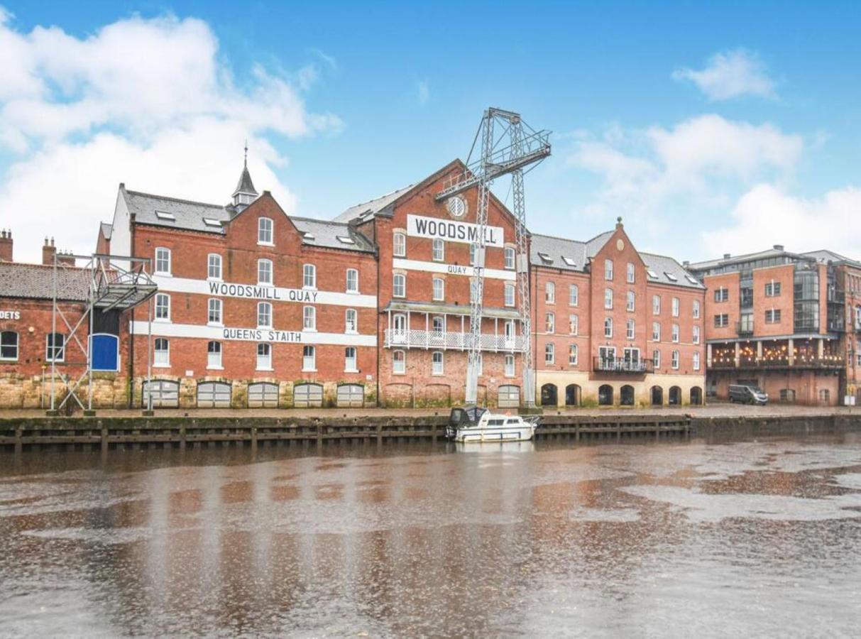 Cosy Riverside Apartment - Free Parking York Luaran gambar