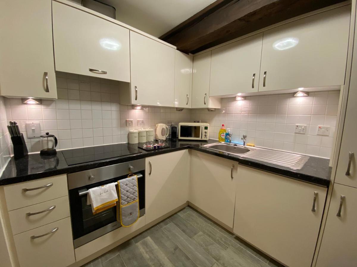 Cosy Riverside Apartment - Free Parking York Luaran gambar